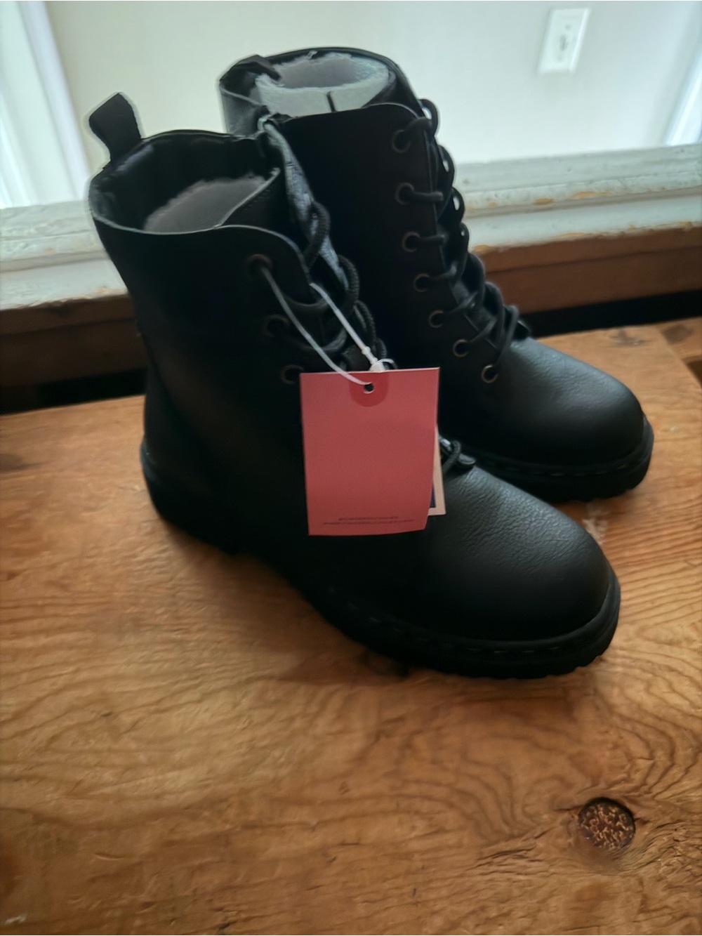 Black Lace-Up Combat Boots for big girls Classic Urban Style